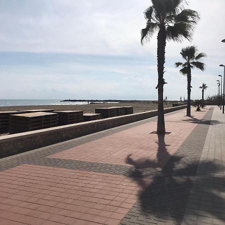 Вілла Precioso Adosado Con Parking A 100 Metros De La Playa Playa de Mar Екстер'єр фото